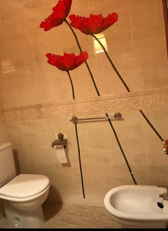 Casa Marduk Lägenhet Cee Exteriör bild